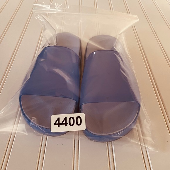 Melissa Cloud Comfort Periwinkle Size 7 women's Slide sandals - Picture 11 of 11